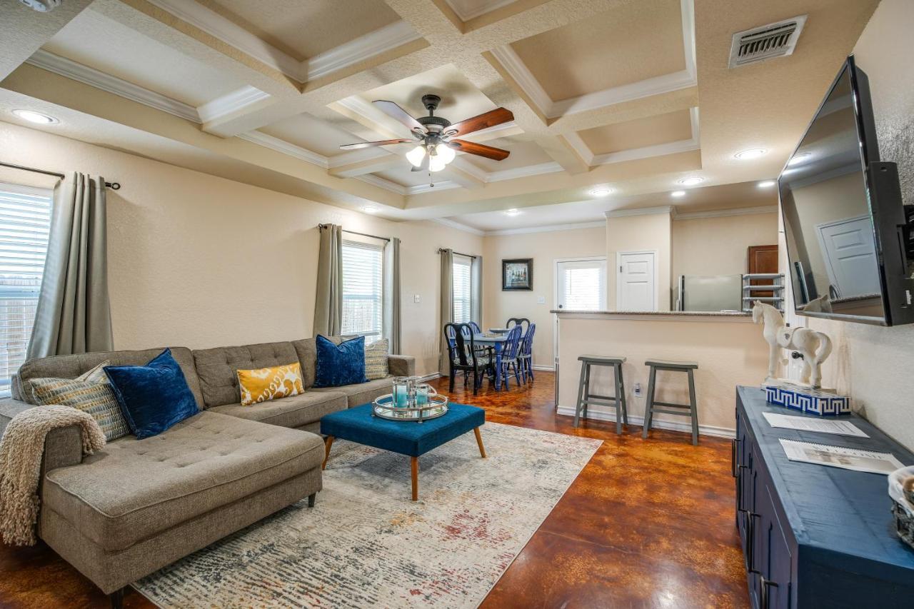 San Antonio Townhome About 2 Mi To Aquarium! エクステリア 写真
