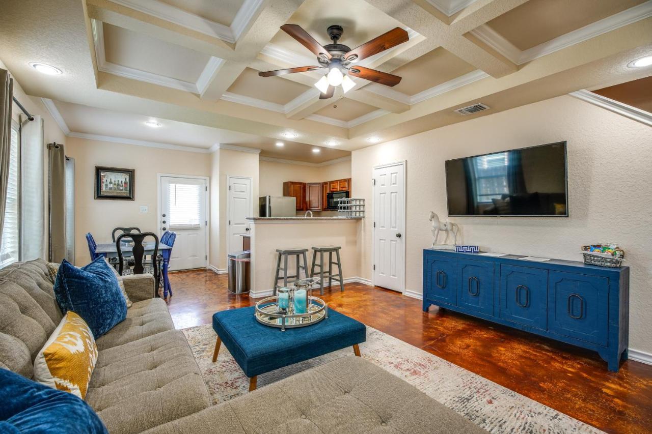San Antonio Townhome About 2 Mi To Aquarium! エクステリア 写真