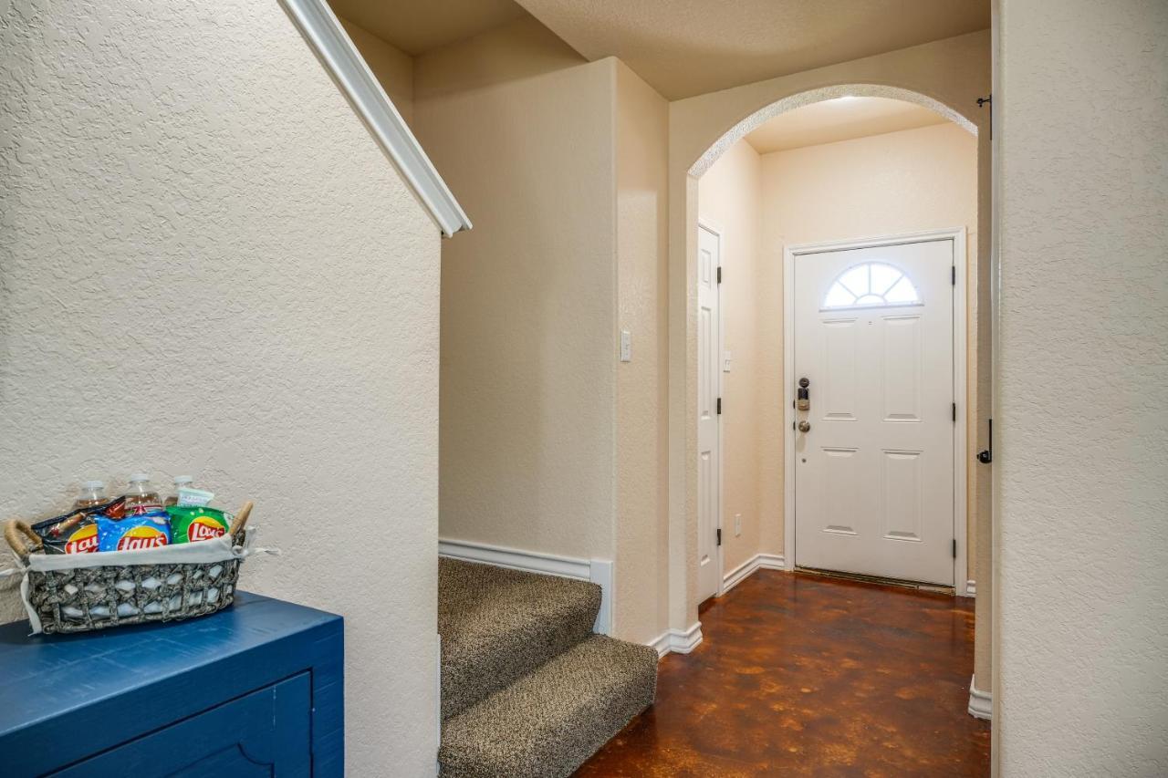 San Antonio Townhome About 2 Mi To Aquarium! エクステリア 写真
