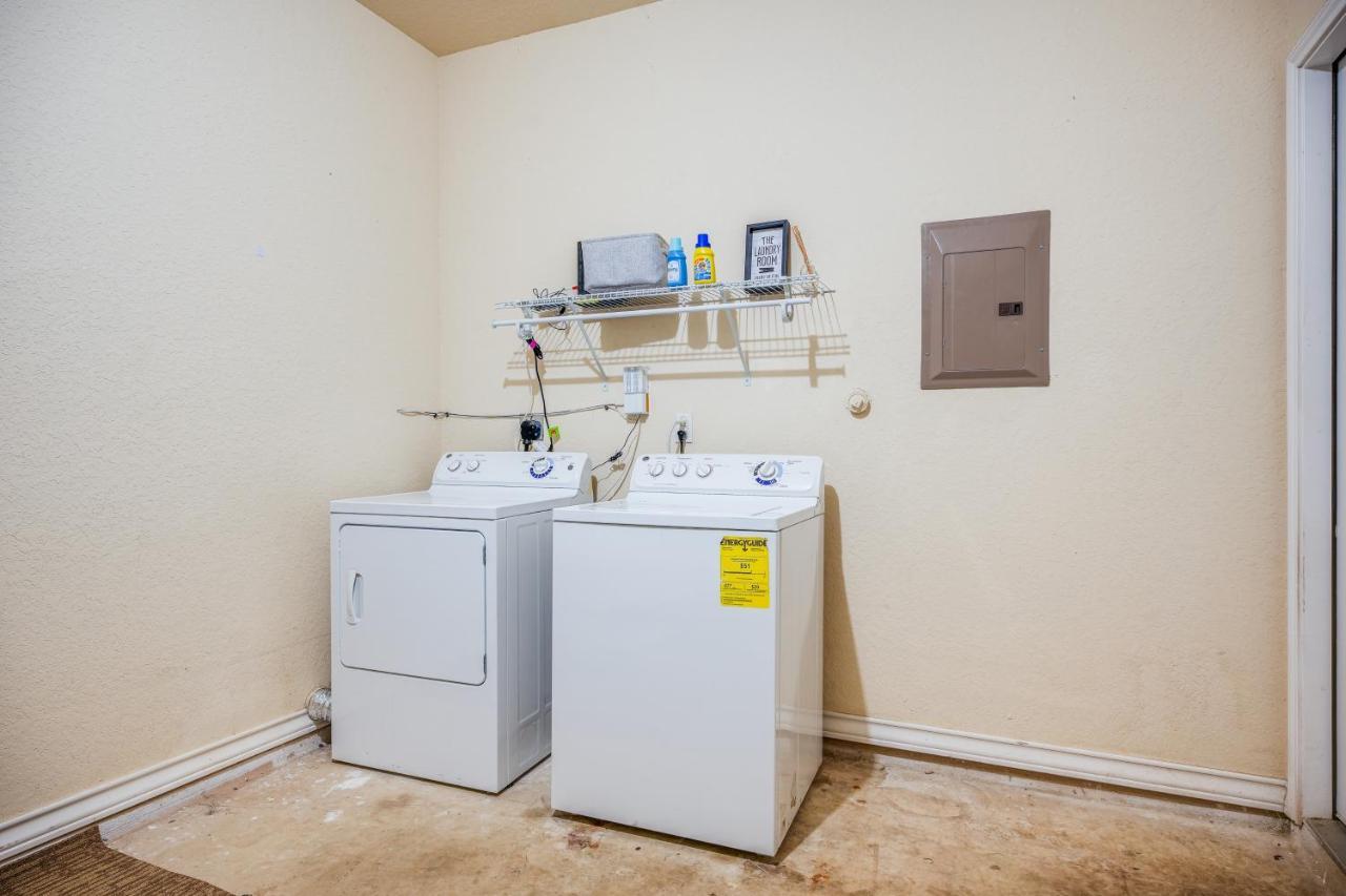 San Antonio Townhome About 2 Mi To Aquarium! エクステリア 写真
