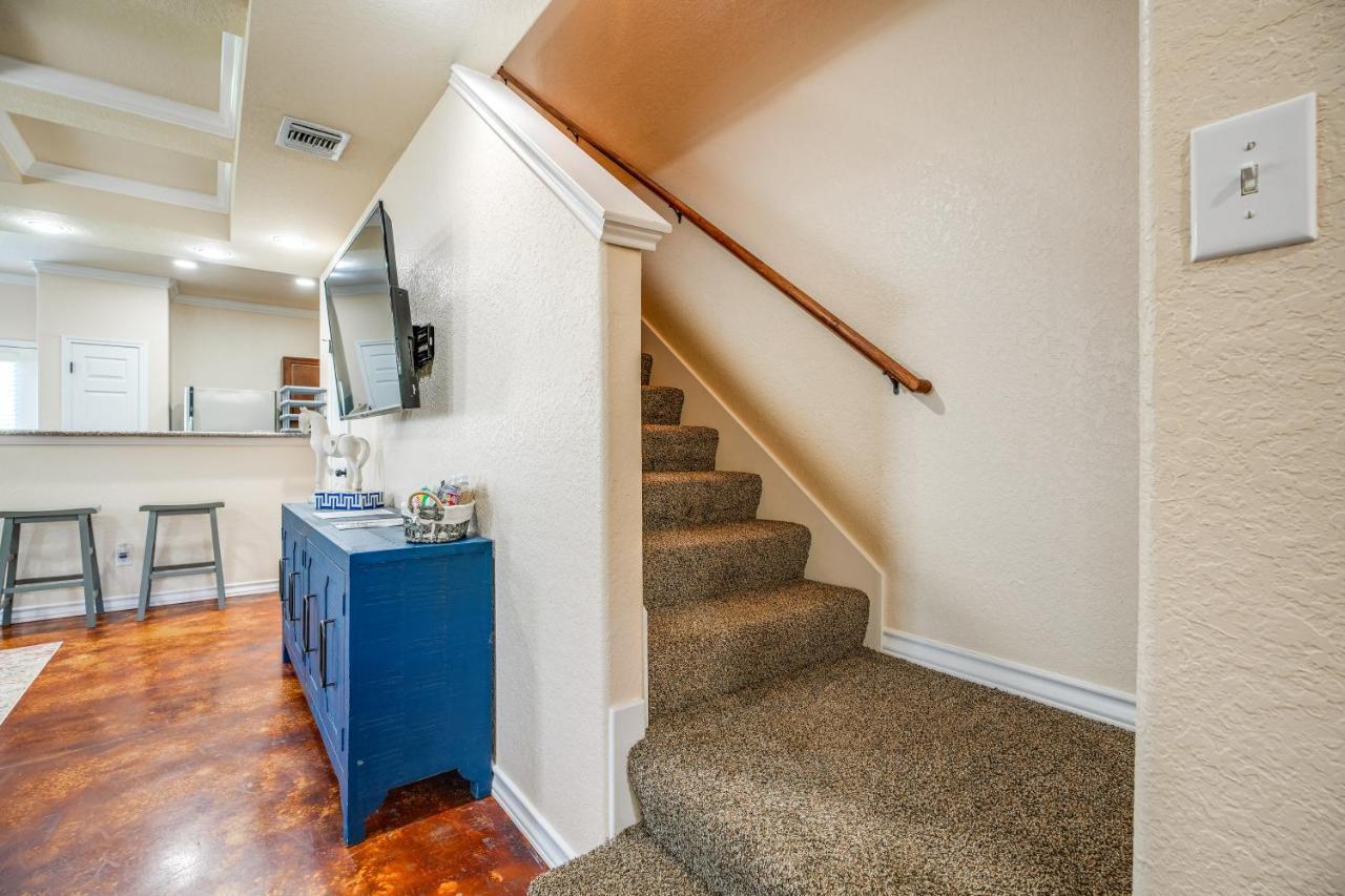 San Antonio Townhome About 2 Mi To Aquarium! エクステリア 写真